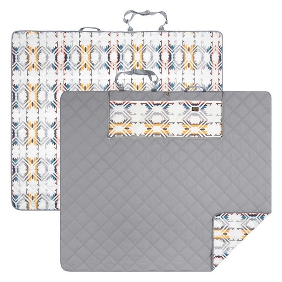 Pendleton Outdoor Packable Blanket - Picture 7 of 8